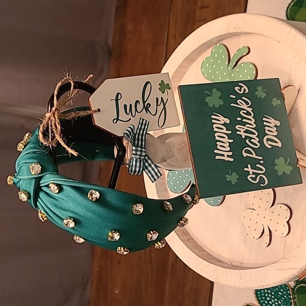 New St. Patrick's Patty's  Day green bling headband! 🍀✨️